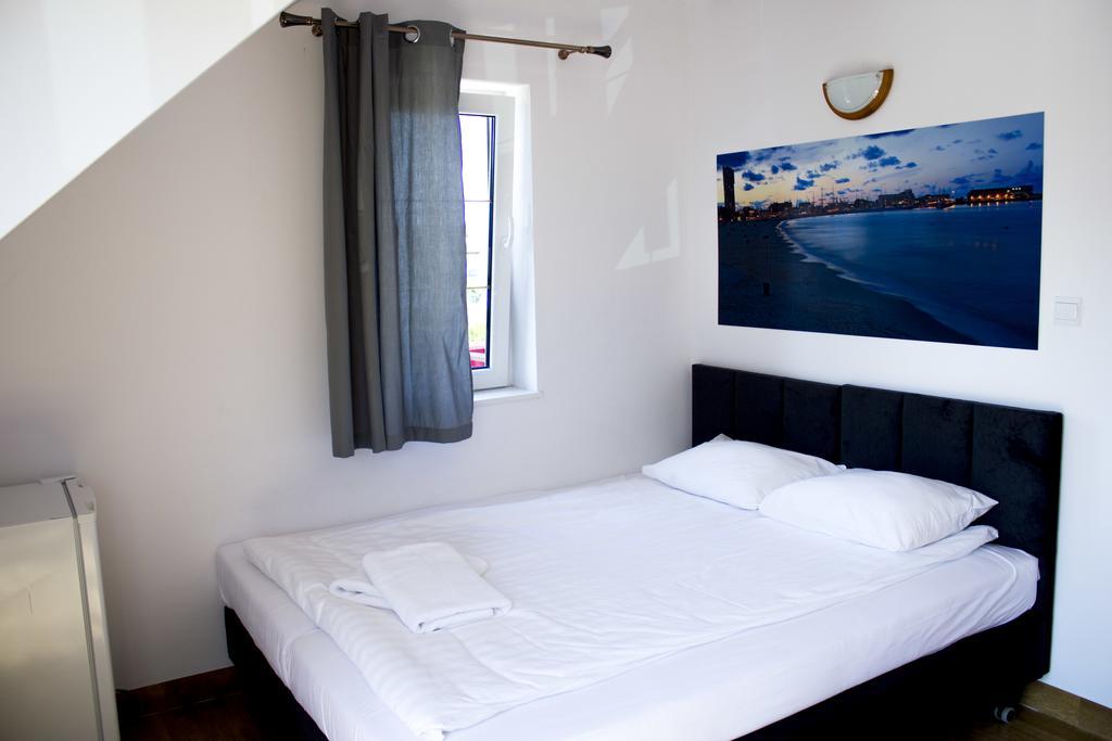 Bryza Rewa Hotel Екстериор снимка