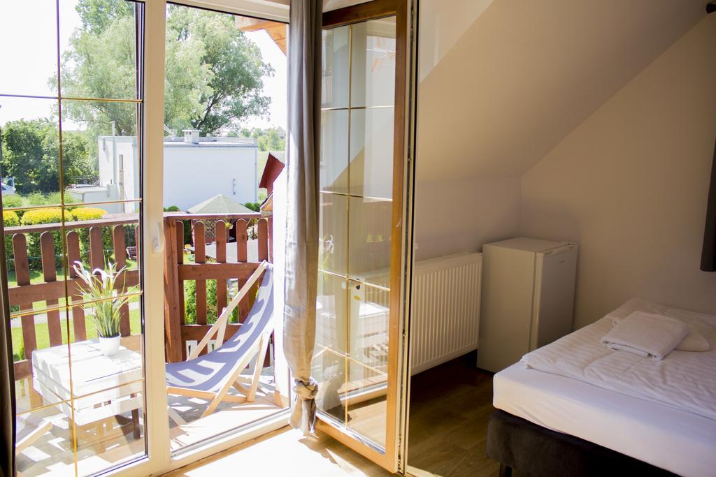 Bryza Rewa Hotel Екстериор снимка